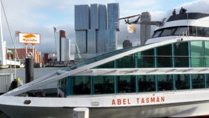 Geniet van een een interessante havenrondvaart met rederij Spido