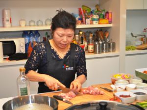 Koreaanse topchef aan het werk