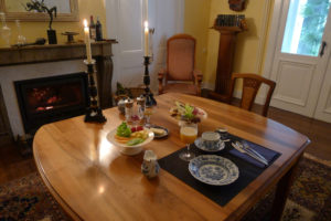 Kasteelverblijf Theux , ontbijttafel