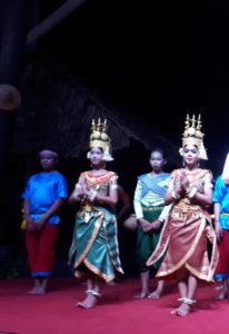 Apsara dansers