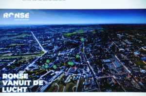 Helikoptervlucht over Ronse: laat jezelf droppen naar één locatie toe, kijk en ontdek.